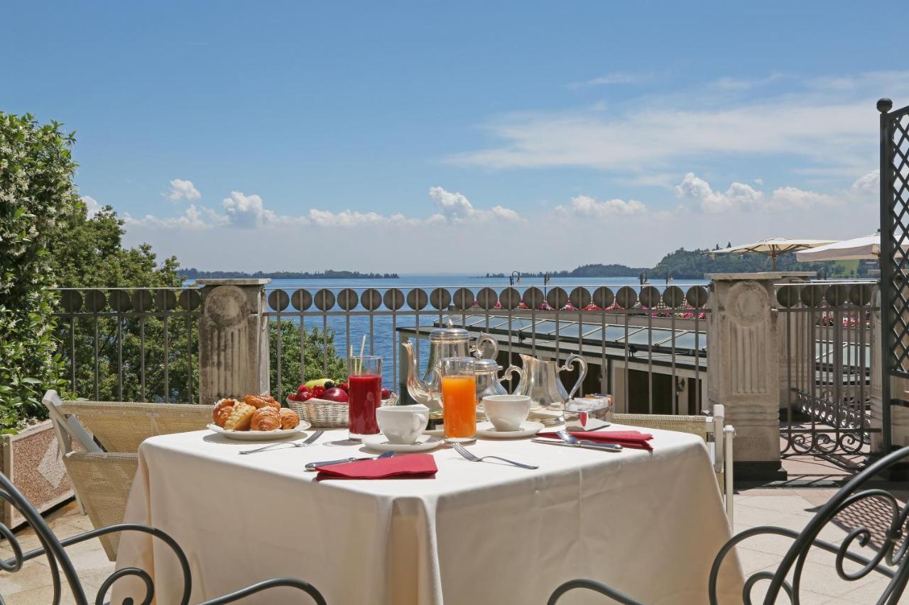 Hotel Savoy Palace 가르도네리비에라 외부 사진