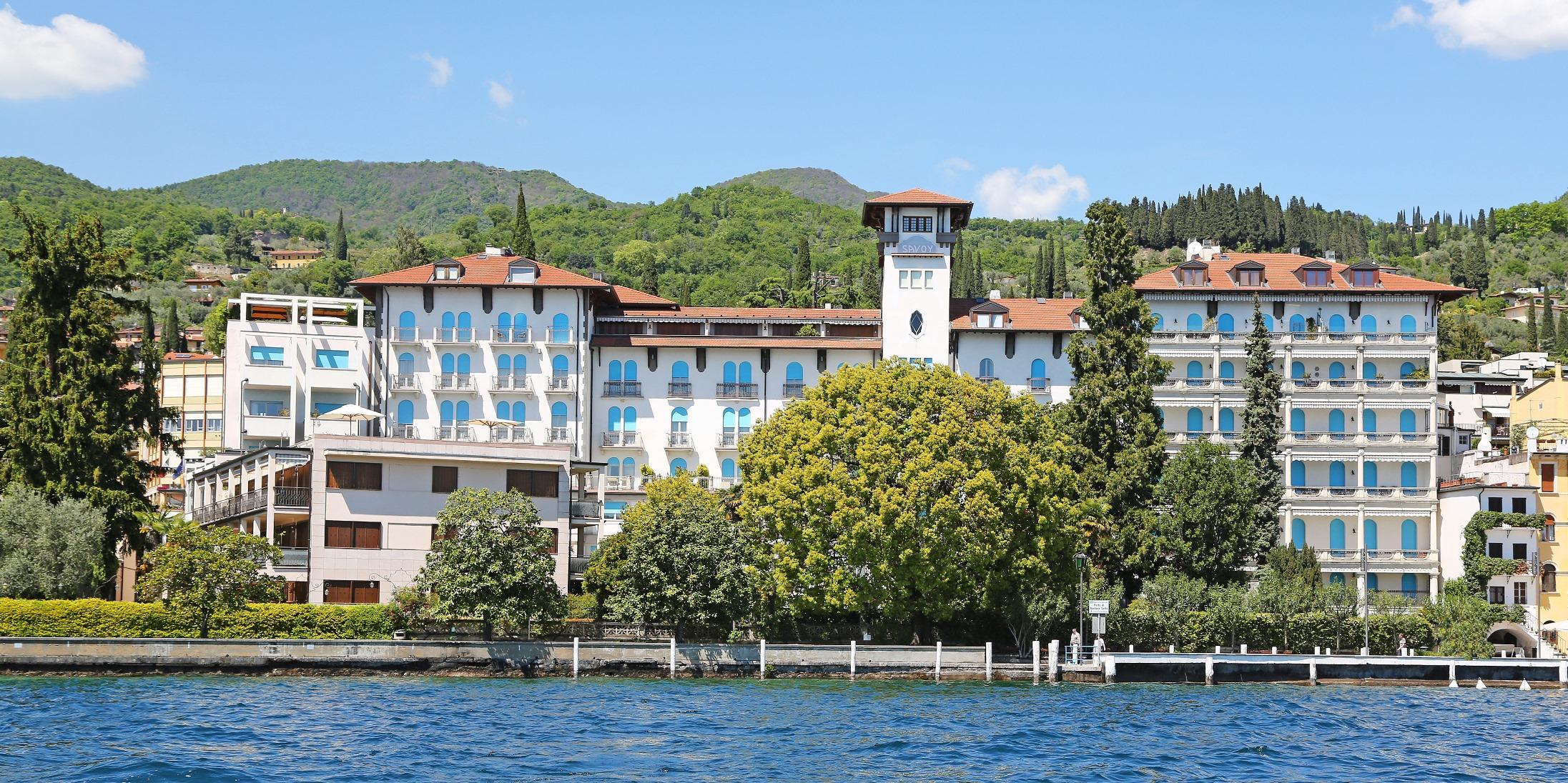 Hotel Savoy Palace 가르도네리비에라 외부 사진