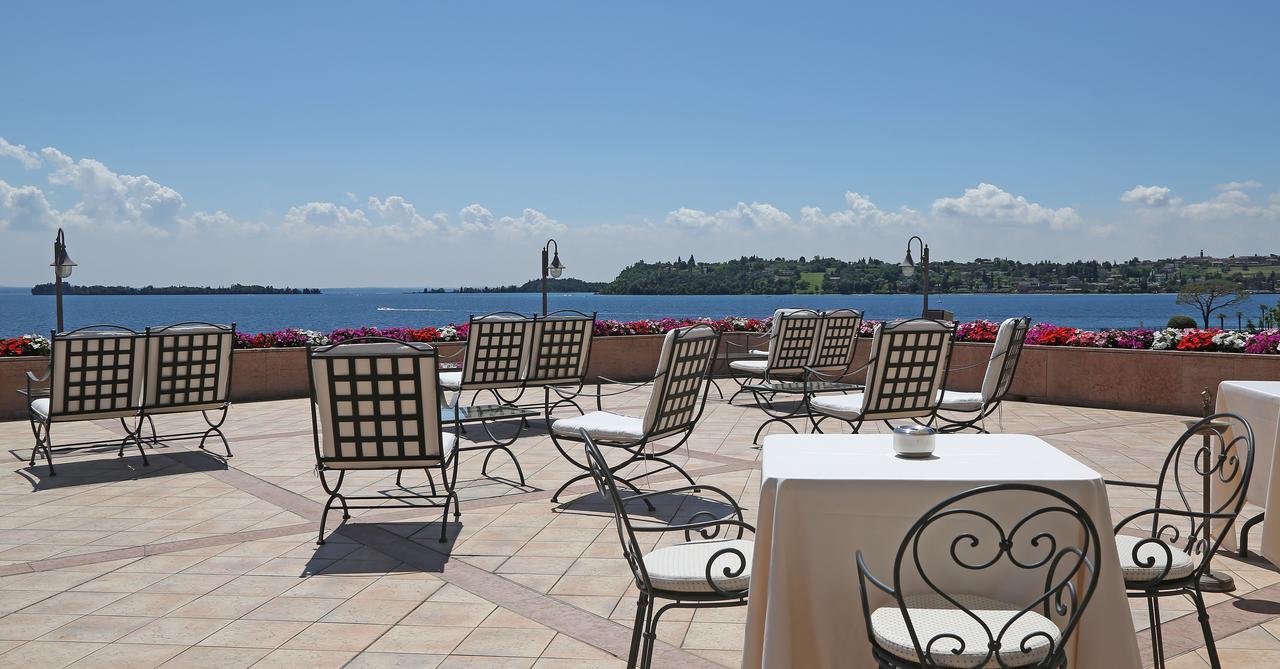 Hotel Savoy Palace 가르도네리비에라 외부 사진