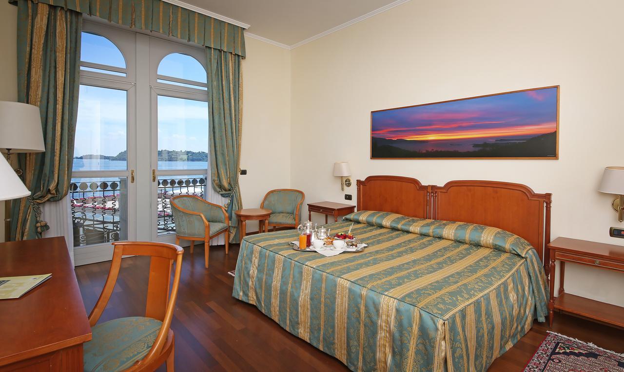 Hotel Savoy Palace 가르도네리비에라 외부 사진