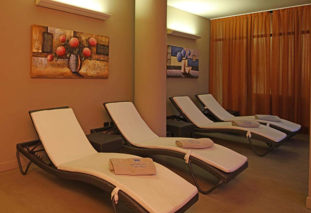 Hotel Savoy Palace 가르도네리비에라 외부 사진
